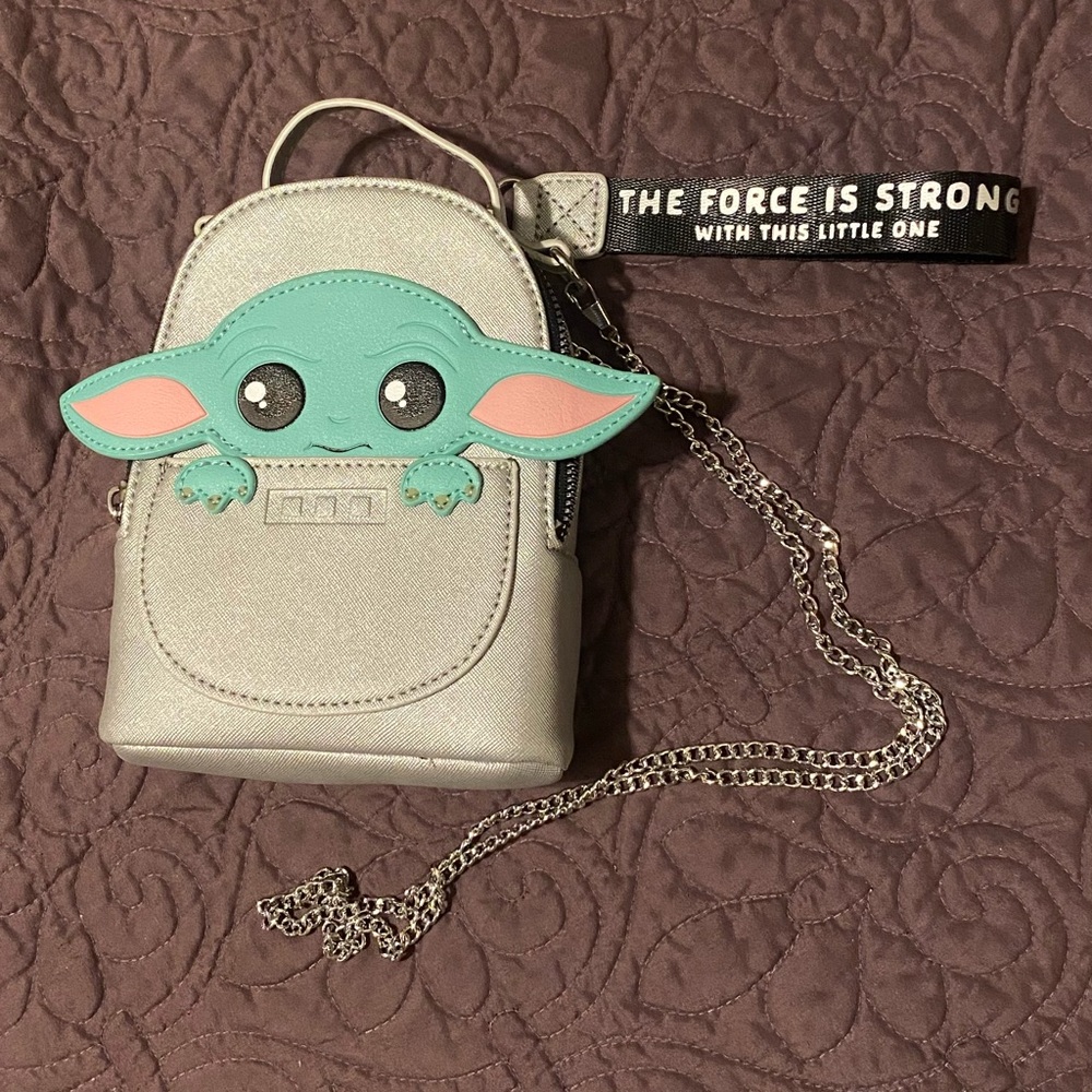 Grogu crossbody mini